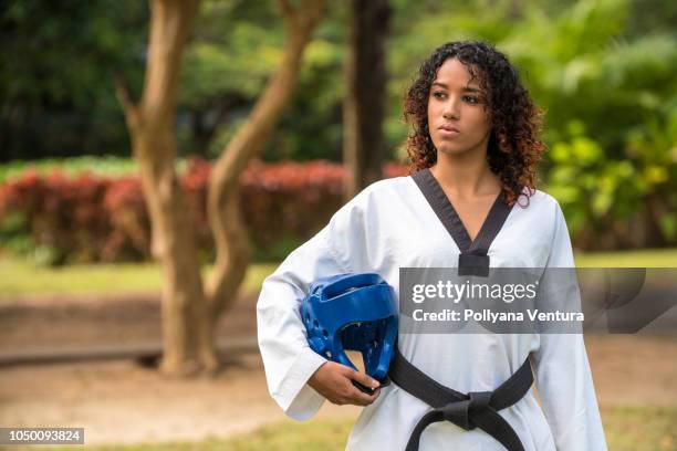 martial arts anticipation - fighter portraits stock pictures, royalty-free photos & images