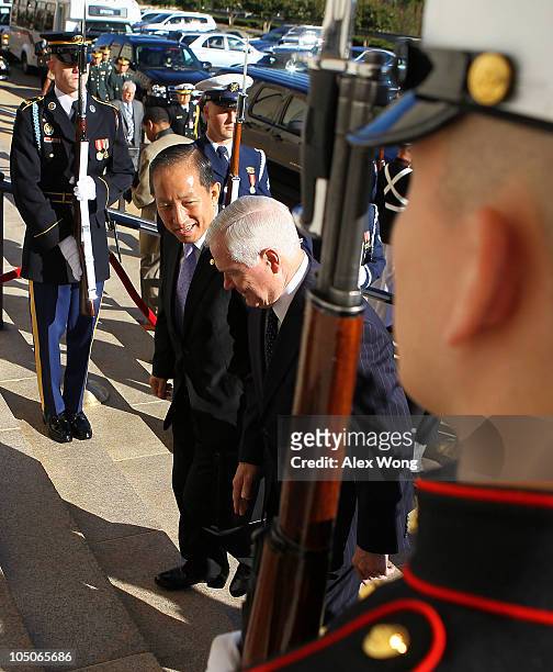 Secretary of Defense Robert Gates participates in an honor cordon to welcome South Korean Minister of National Defense Kim Tae-young October 8, 2010...