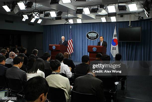 Secretary of Defense Robert Gates and South Korean Minister of National Defense Kim Tae-young participate during a joint press conference October 8,...