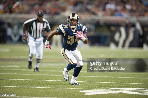 St. Louis Rams Kenneth Darby in action, rushing vs Seattle Seahawks. St. Louis, MO 10/3/2010 CREDIT: David E. Klutho
