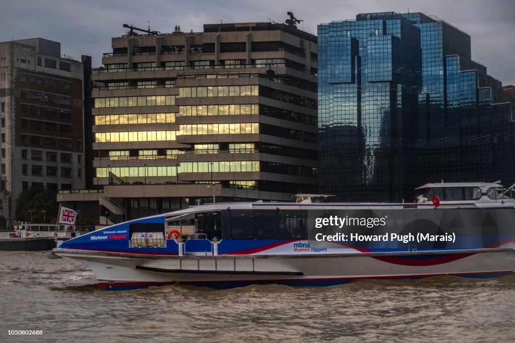 London River Boat Views, Landscape & Architecture