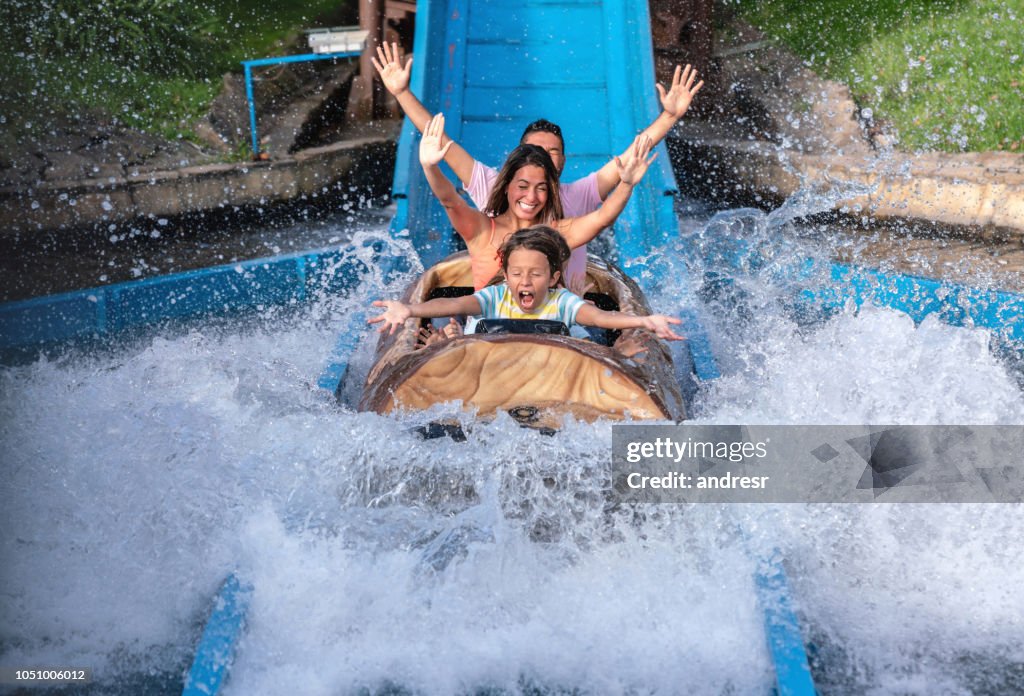 Héhé, s’amuser dans un parc d’attractions