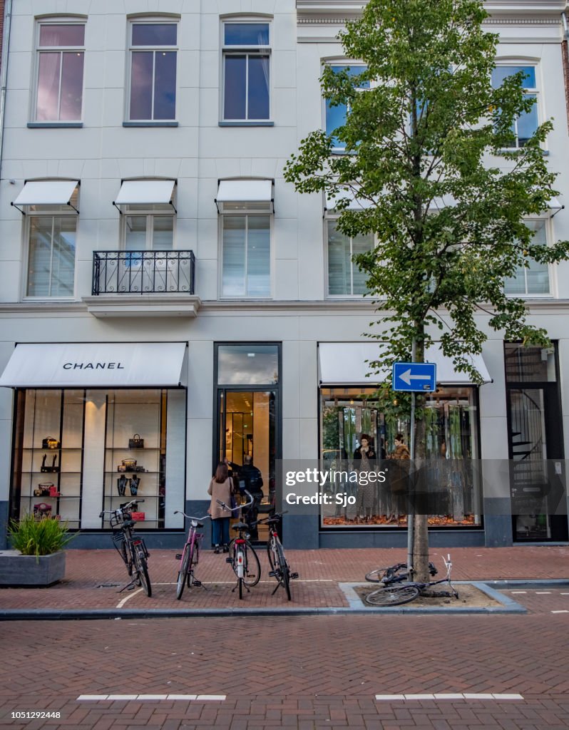 Chanel Amsterdam Boutique Store In The Pc Hooftstraat In Amsterdam High-Res  Stock Photo - Getty Images