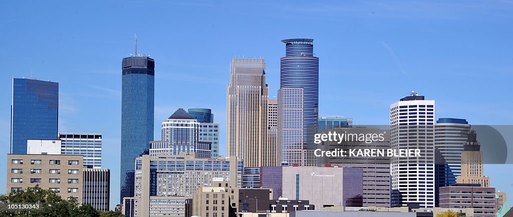 A view of the Minneapolis, Minnesota sky