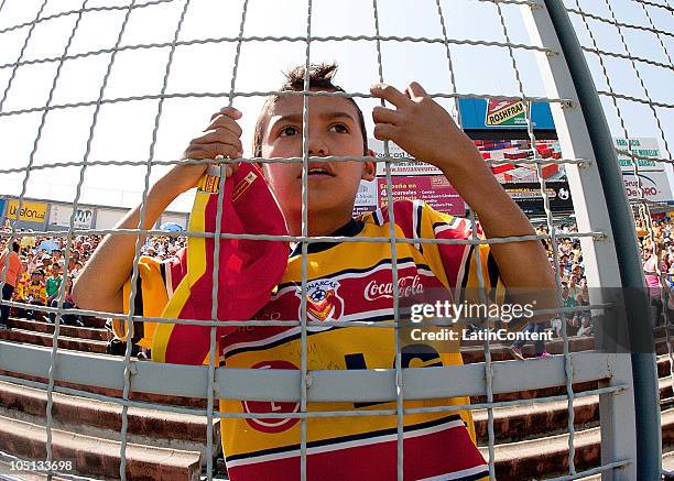 Morelia supporter watch the match against Santos as part of the Apertura 2010 at Morelos Stadium on October 10, 2010 in Morelia, Mexico.