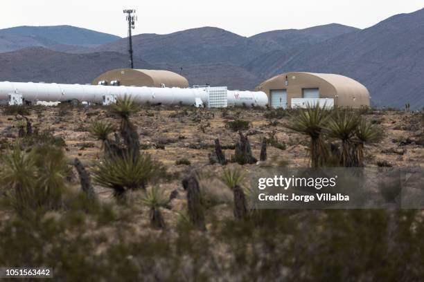 virgin hyperloop un site d’essai près de las vegas nv, montrant la première piste de test complet pour le xp-1 - hyperloop photos et images de collection