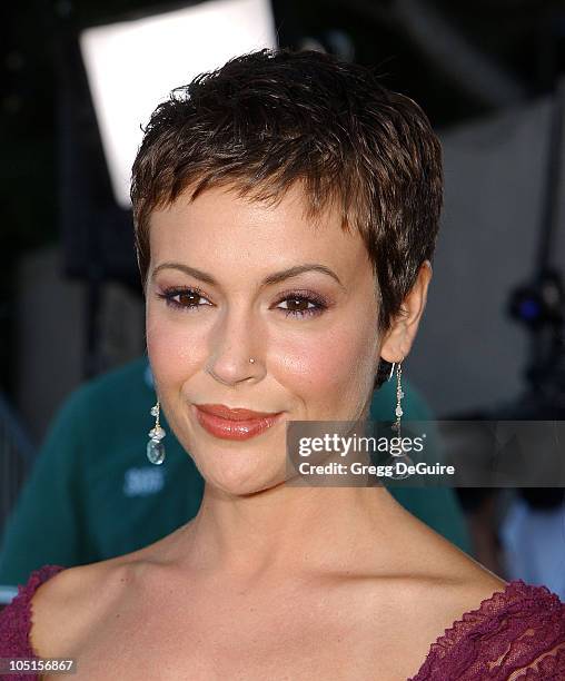 112 Alyssa Milano Teen Choice Photos & High Res Pictures - Getty Images