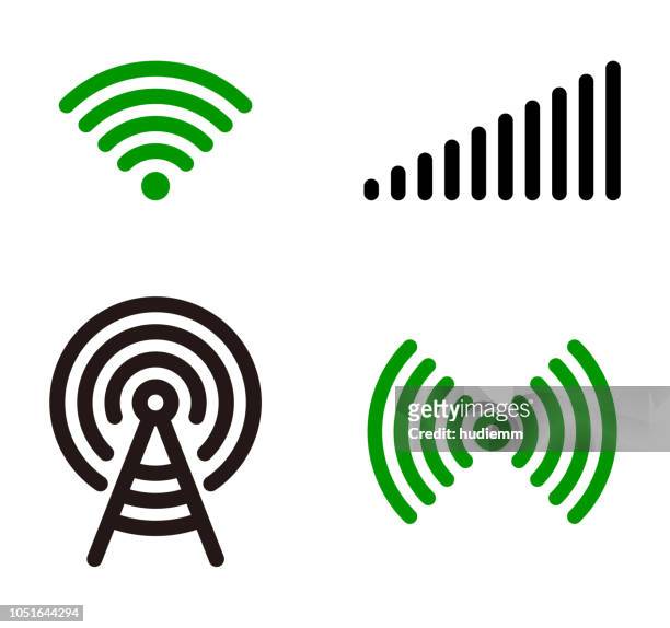 illustrazioni stock, clip art, cartoni animati e icone di tendenza di set di icone simbolo wifi verde vettoriale - tecnologia mobile
