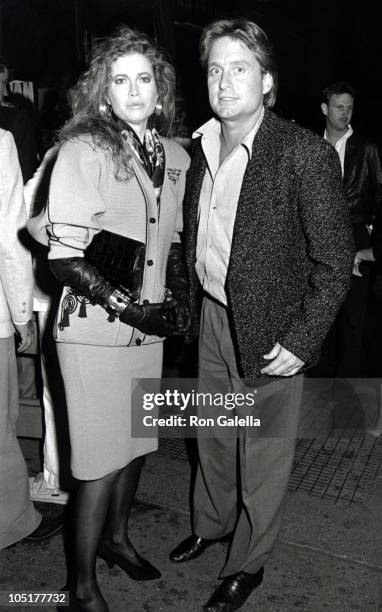 Michael Douglas and Wife Diandra during "The Color of Money" New York Premiere - October 8, 1986 at Ziegfeld Theater in New York City, NY, United...