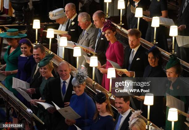 Back Queen Elizabeth II, Prince Philip, Duke of Edinburgh, Prince Charles, Prince of Wales, Prince William, Duke of Cambridge, Catherine, Duchess of...