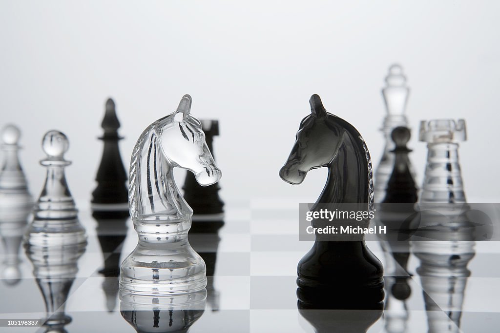 Close game of knight on chess board