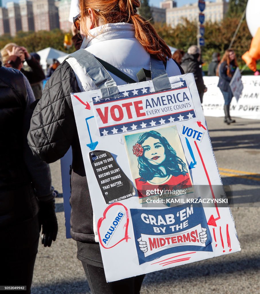 US-POLITICS-WOMEN-DEMONSTRATION-GENDER