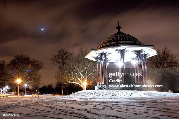 london snow - クラパムコモン ストックフォトと画像