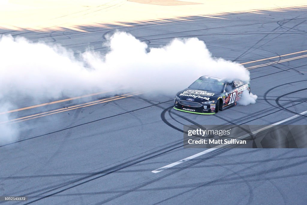 Monster Energy NASCAR Cup Series 1000Bulbs.com 500