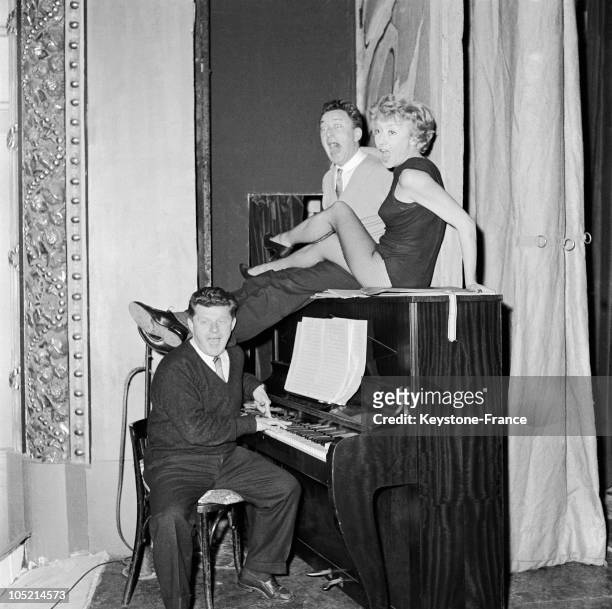 Actors Robert Dhery, Colette Brosset And Gerard Calvi In The Play Pommes A L'Anglaise At Theatre De Paris On October 27, 1964.