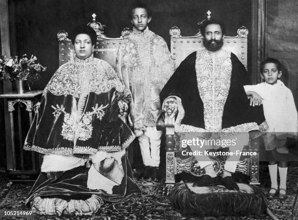 The Emperor Of Ethiopia Haile Selassie In 1930 Little After His Crowning At Addis-Abeba, Surrounded By His Family : His Son, Crown Prince Asfa-Wossen...