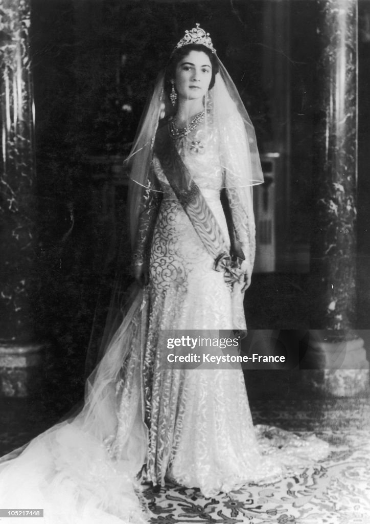 Queen Farida Of Egypt In Her Wedding Dress