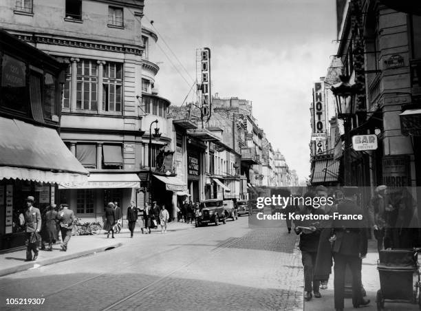 Rue De La Gaite, Montparnasse, Paris In 1930