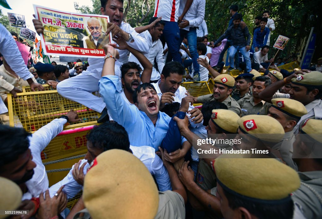 Youth Congress Protests Against MoS For External Affairs MJ Akbar Over Harassment Allegations