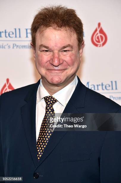 Actor, presentor Robert Wuhl attends The T.J. Martell Foundation 43rd New York Honors Gala at Cipriani 42nd Street on October 15, 2018 in New York...