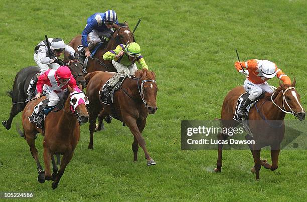 Peter Merrett Racing 998 Peter Mertens Photos & High Res Pictures - Getty Images