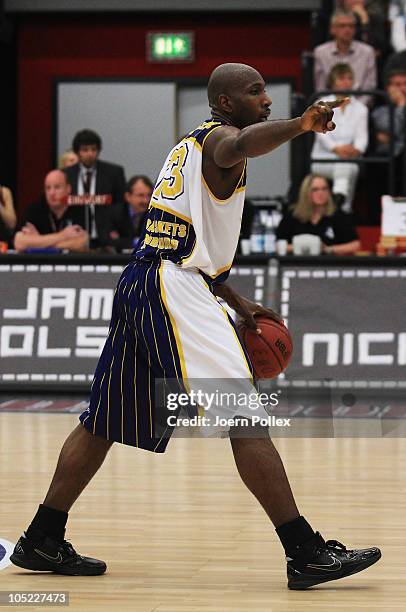 Louis Campbell of Oldenburg controls the ball during the Basketball Bundesliga match between Artland Dragons and EWE Baskets Oldenburg at the Artland...