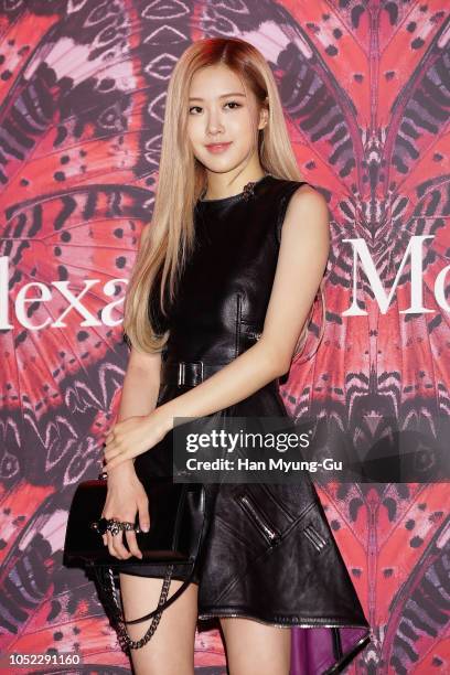 260 Rose Blackpink Photos and Premium High Res Pictures ...