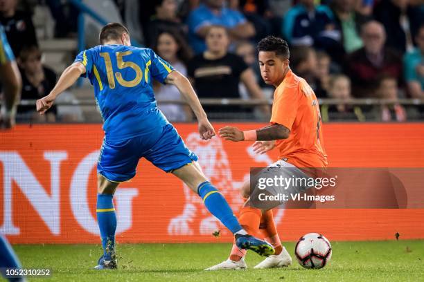 Bohdan Mykhailichenko of Ukraine u21, Justin Kluivert of Netherlands u21 during the EURO U21 2019 qualifying match between The Netherlands U21 and...