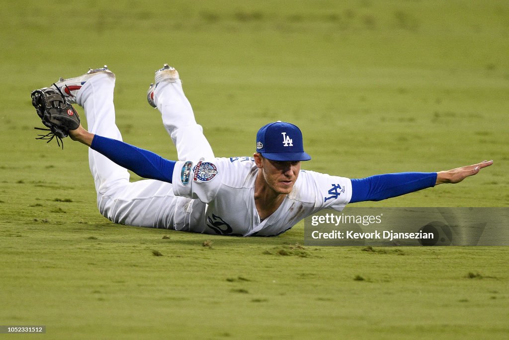 League Championship Series - Milwaukee Brewers v Los Angeles Dodgers - Game Four