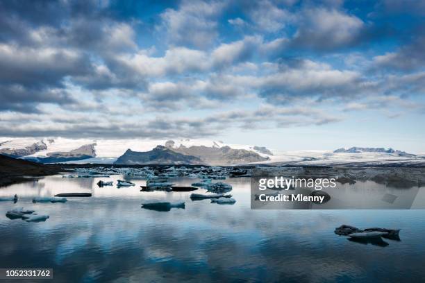 island glaciärlagunen isberg sunrise - istäcke bildbanksfoton och bilder