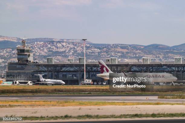 Qatar Airways Airbus A320-200 with registration A7-AHX as seen in Thessaloniki, Greece. Qatar began the connection between Doha, Qatar and...