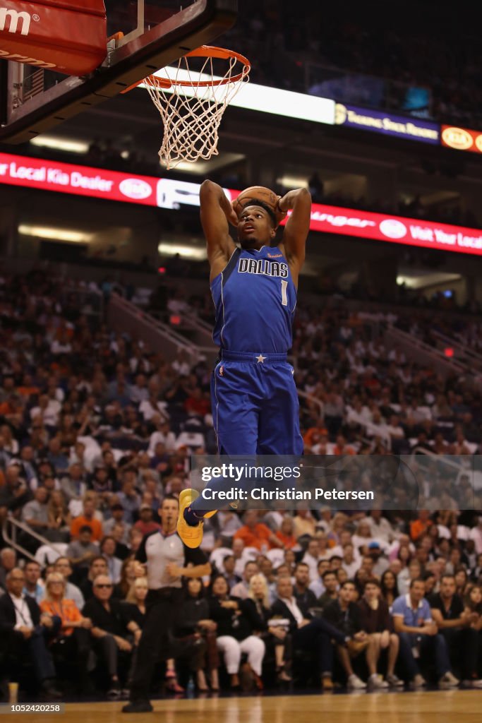 Dallas Mavericks v Phoenix Suns