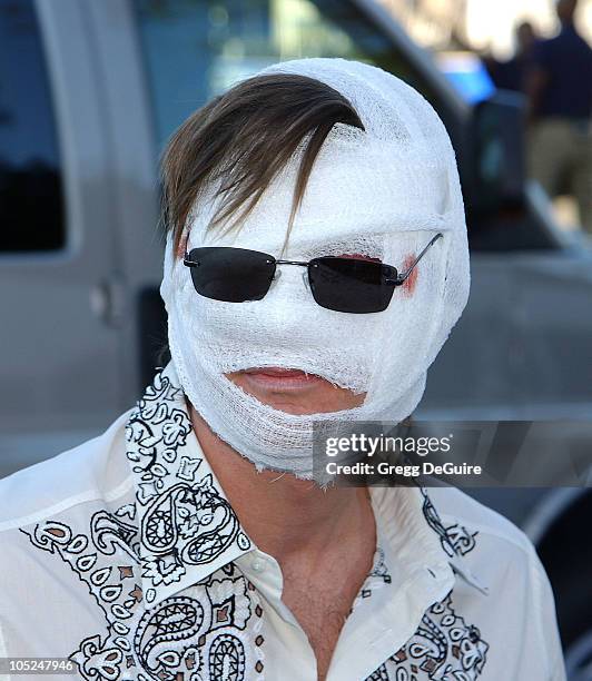 Jim Carrey during 2003 Teen Choice Awards - Arrivals at Universal Amphitheatre in Universal City, California, United States.