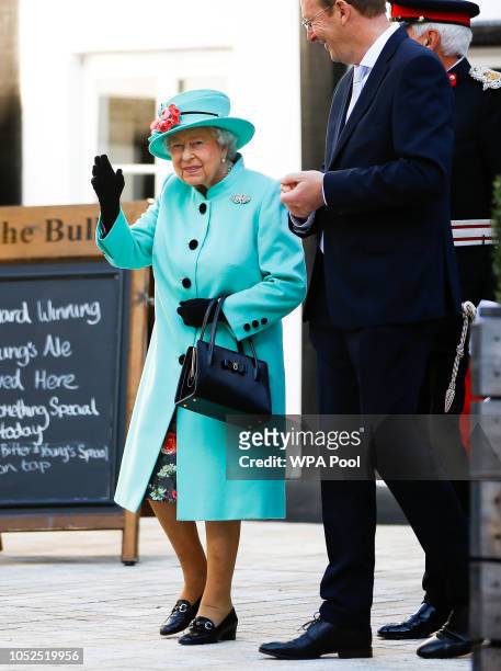 Britain's Queen Elizabeth II visits The Lexicon shopping centre during a visit to Bracknell on October 19, 2018 in Bracknell, England.