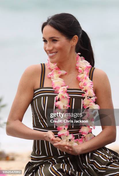 Meghan, Duchess of Sussex talks to members of OneWave, an awareness group for mental health and wellbeing at South Bondi Beach on October 19, 2018 in...