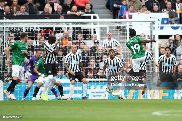 Jose Izquierdo of Brighton and Hove Albion shoots which leads to Brighton and Hove Albion first goal during the Premier League match between...