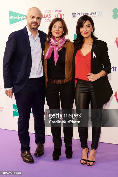 Javi Nieves and Mar Amate attends the Cadena 100 'Por ellas' Photocall at Wizink Center in Madrid on October 20, 2018