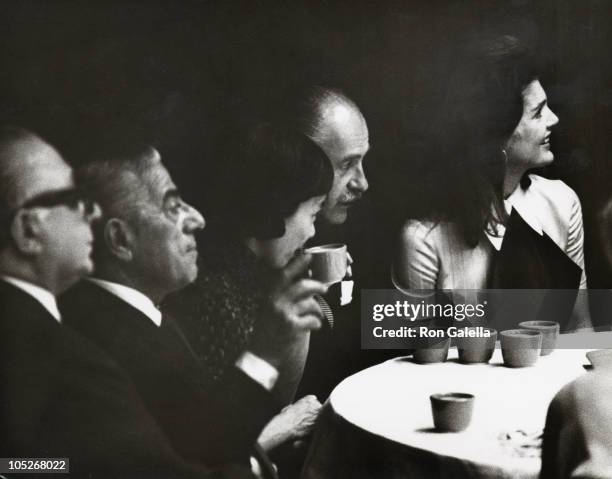 Jackie Kennedy Onassis, Aristotle Onassis, I.M. Pei, and Doris duke