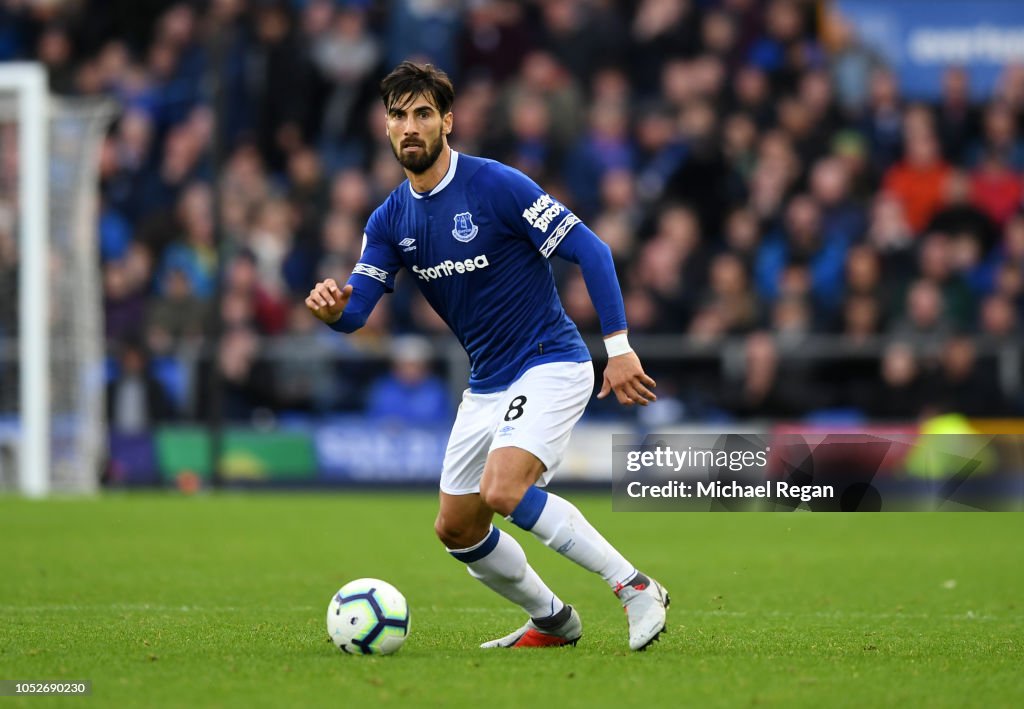 Everton FC v Crystal Palace - Premier League