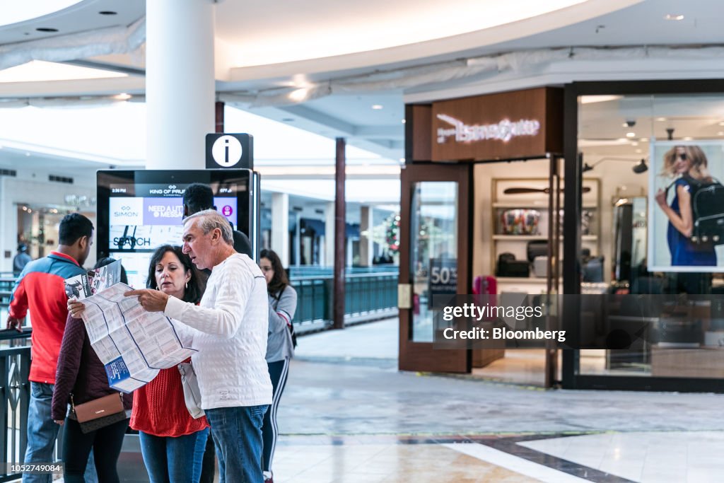 Online Brands Coming To A Suburban Mall Near You