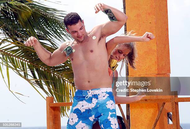 Spring Break 2004 73 Mtv Spring Breakers Photos & High Res Pictures - Getty Images