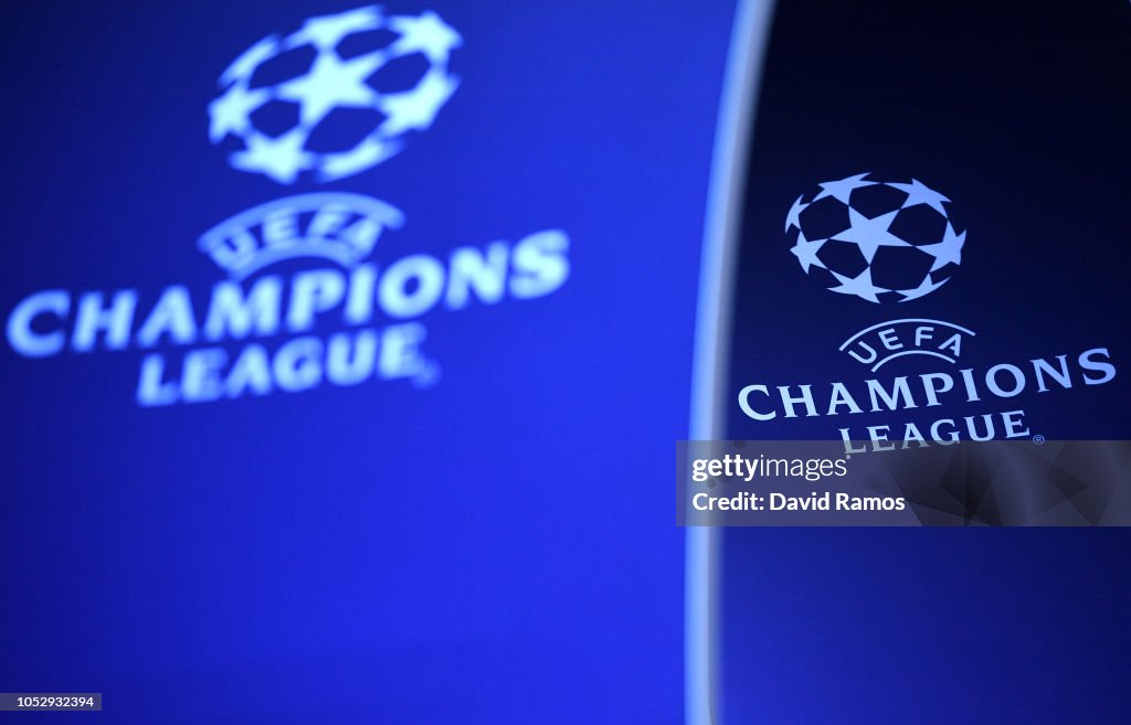 FC Barcelona v FC Internazionale - UEFA Champions League Group B