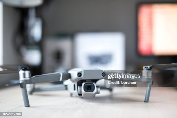 dji mavic 2 pro - sensor stockfoto's en -beelden