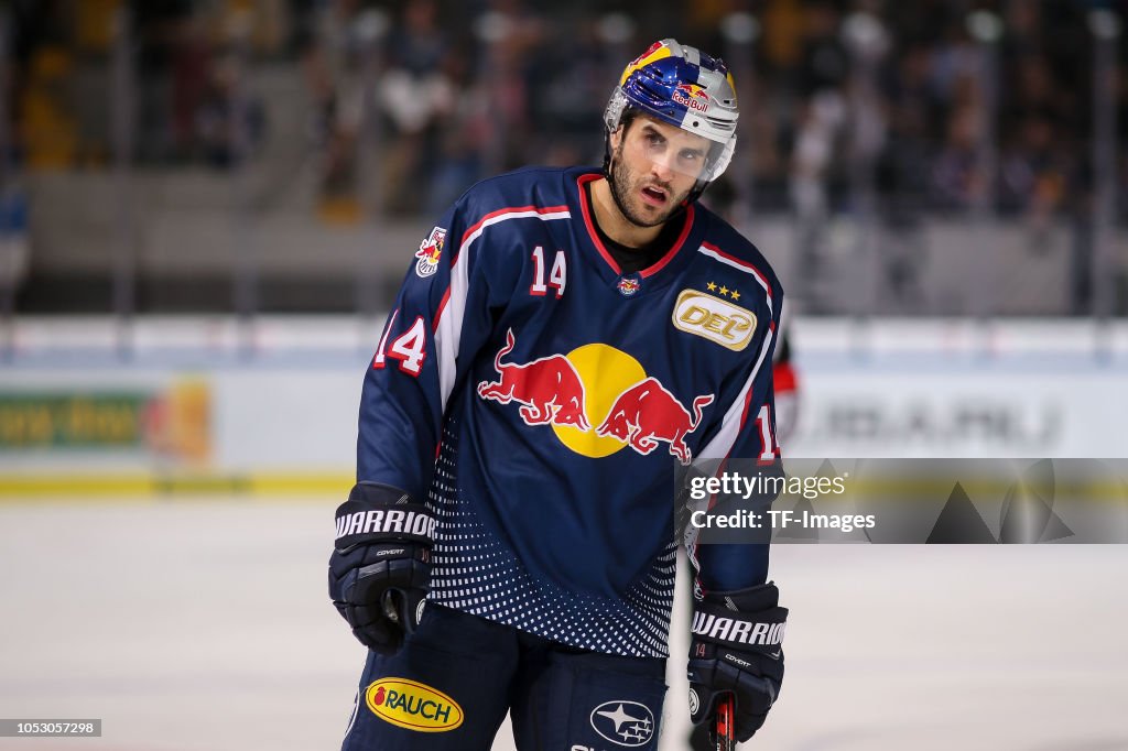 EHC Red Bull Muenchen v Koelner Haie - Eishockey