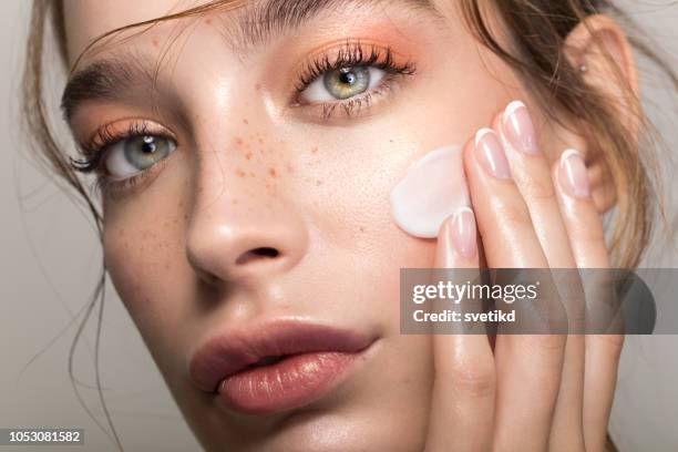 serene beauty - skin care face stock pictures, royalty-free photos & images