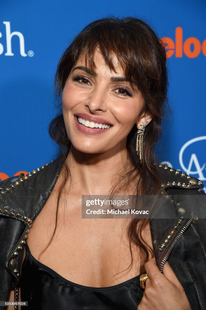 Sarah Shahi arrives at the 2018 Make A Wish Gala at The Beverly... News