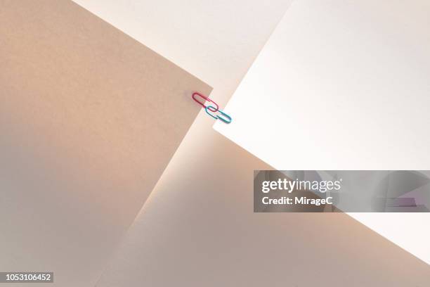 Paper Connection A C Note Or Two Photos and Premium High Res Pictures - Getty Images