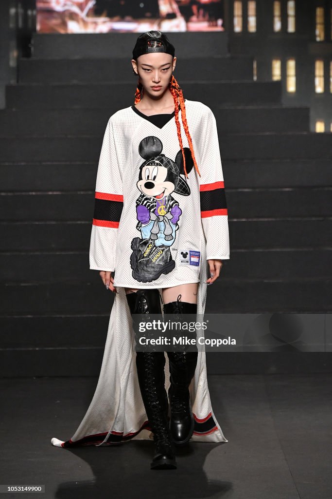 Moschino x H&M - Runway