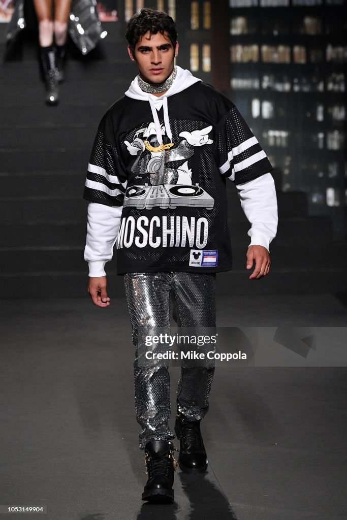 Moschino x H&M - Runway