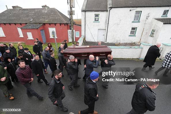 Patsy Rodgers The coffin of Ireland's last king, Patsy Dan Rodgers, makes it way to ...